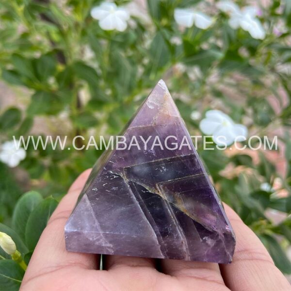 amethyst-crystal-pyramid