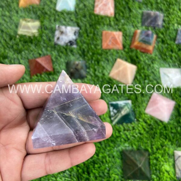 amethyst-gemstone-pyramid