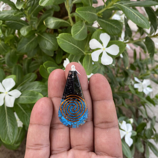 turquoise-orgone-pendant-01