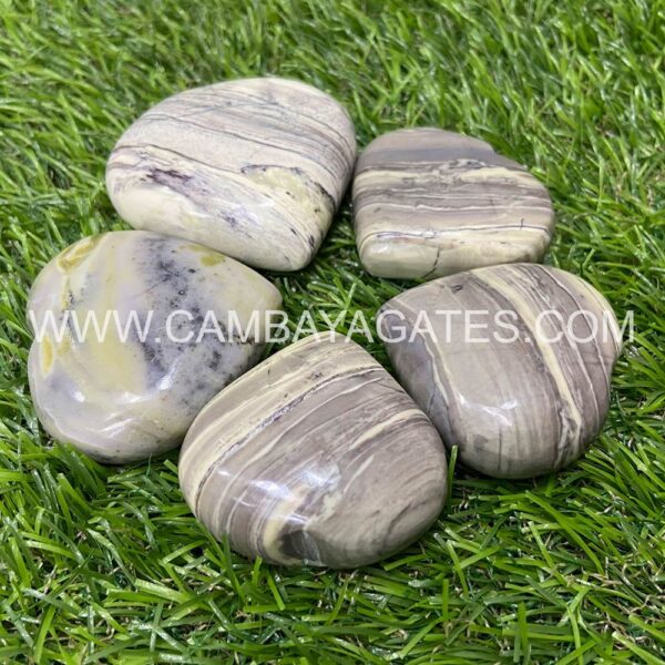 Serpentine Heart Puffy Crystal Hearts